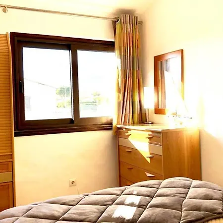 Oura Beach Mid Strip Apartment Albufeira